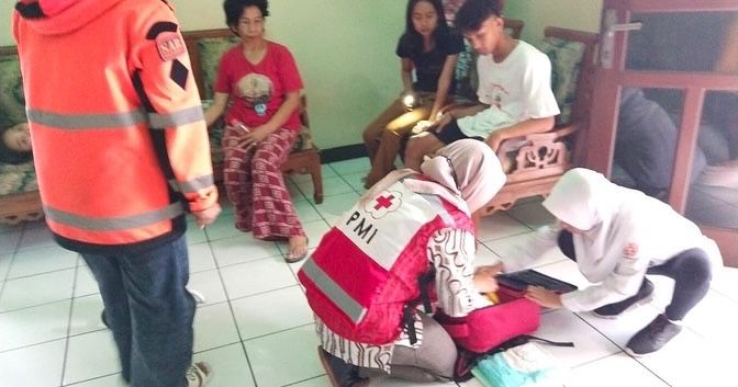PMI Bersama Relawan Turun Bantu Warga Cianjur