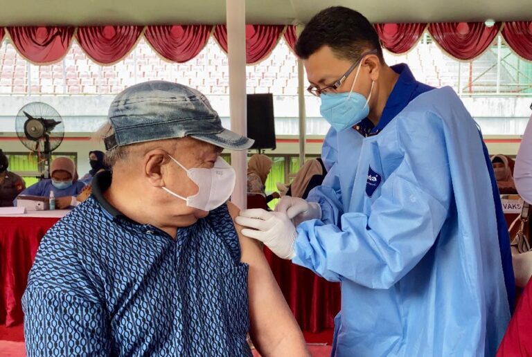 Pemkot Bekasi Buka Layanan Vaksin Booster Kedua Untuk Lansia