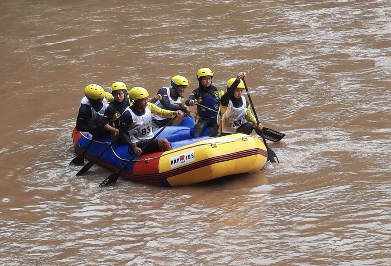 Tim Arung Jeram Kab. Bekasi Raih Dua Medali Pada Laga Perdana